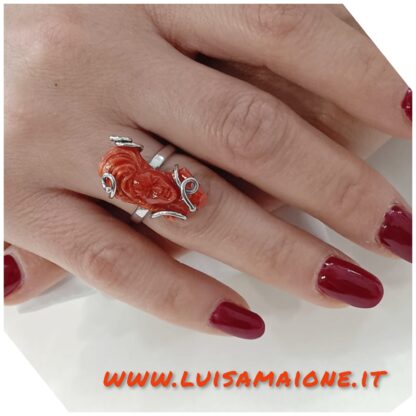 Anello in Argento 925 con Testina in Corallo