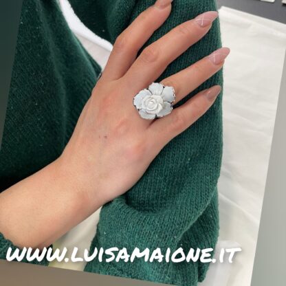 anello cammeo con rosa - immagine 2