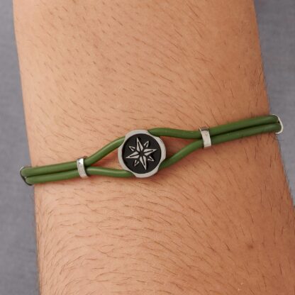 Bracciale Panama in Gomma Verde con Rosa dei Venti - immagine 3
